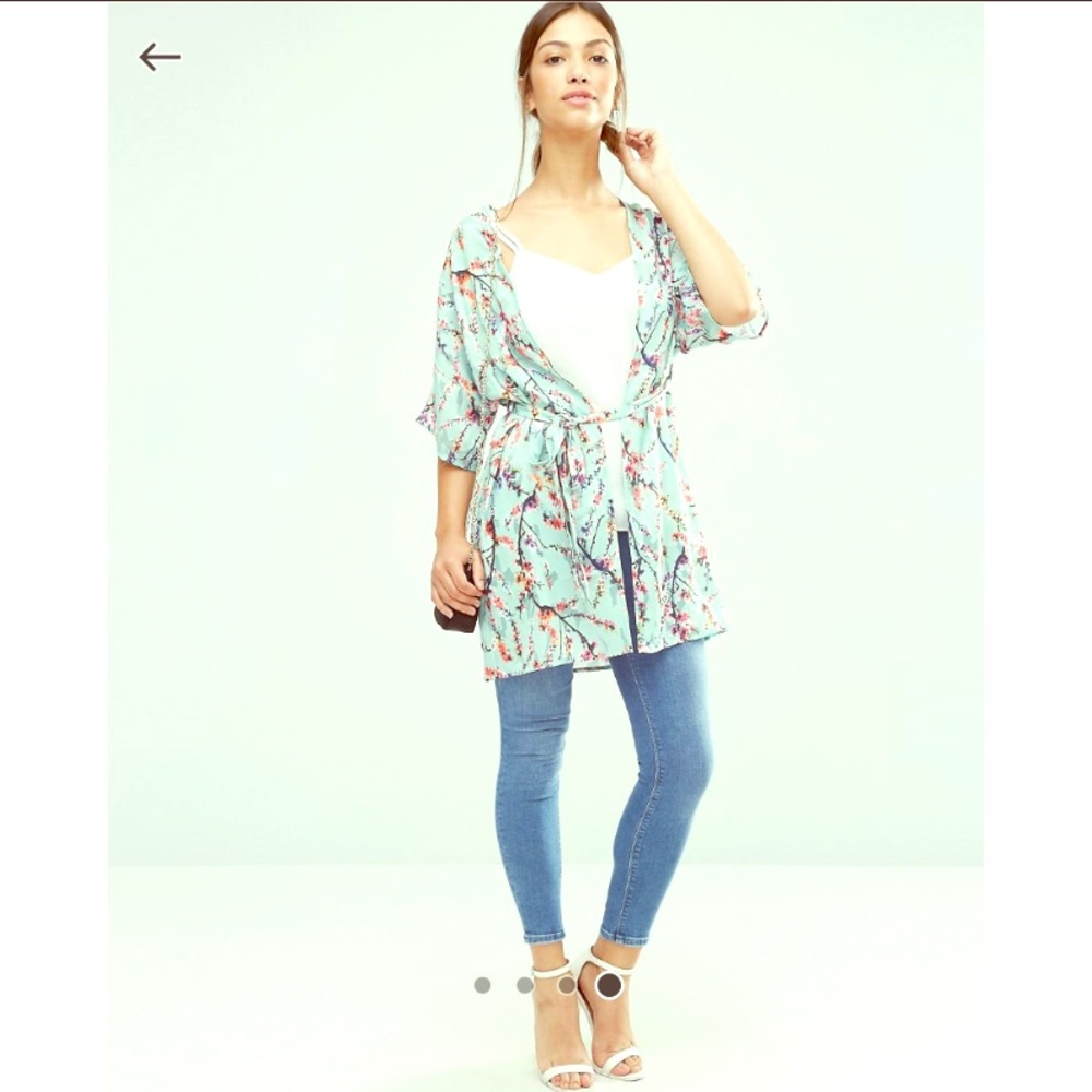 Asos darling floral printed short sleeve kimono